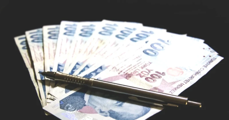 Emekli ve Memur Maaşları Bayram Öncesi Hesaplarda! Erdoğan'dan Önemli Açıklama